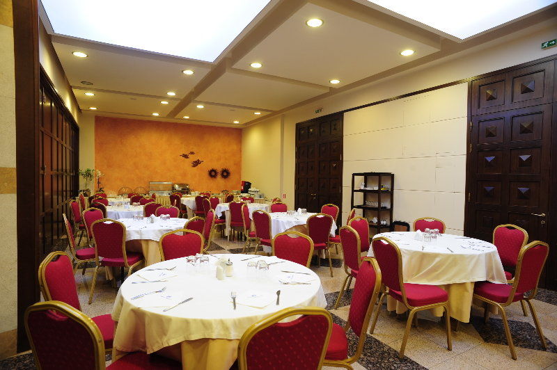 Dionisos Hotel Larissa Exterior foto