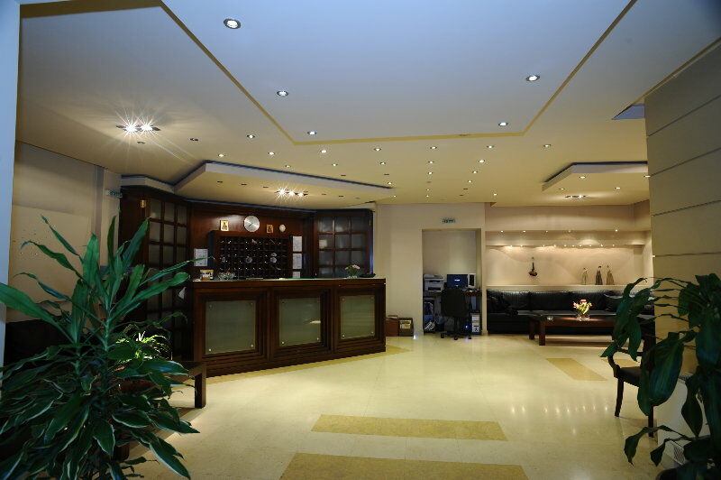 Dionisos Hotel Larissa Exterior foto